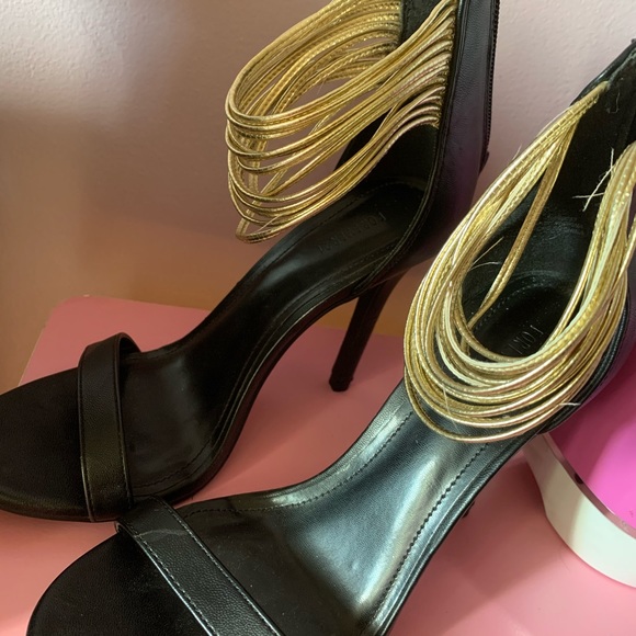 Forever 21 black heels - Picture 2 of 5